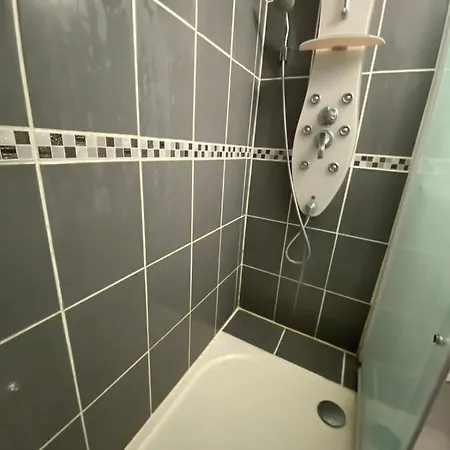 Nice And Comfortable 70M In Merignac Apartamento *